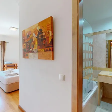 Apartamento T2 Encantador شقة البوفيرا