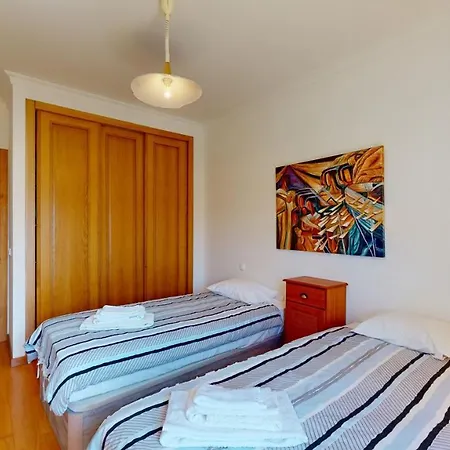 Апартаменты Apartamento T2 Encantador Албуфейра